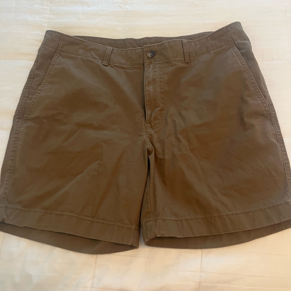 Khaki Shorts, size 36
